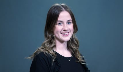 Jillian's professional headshot 